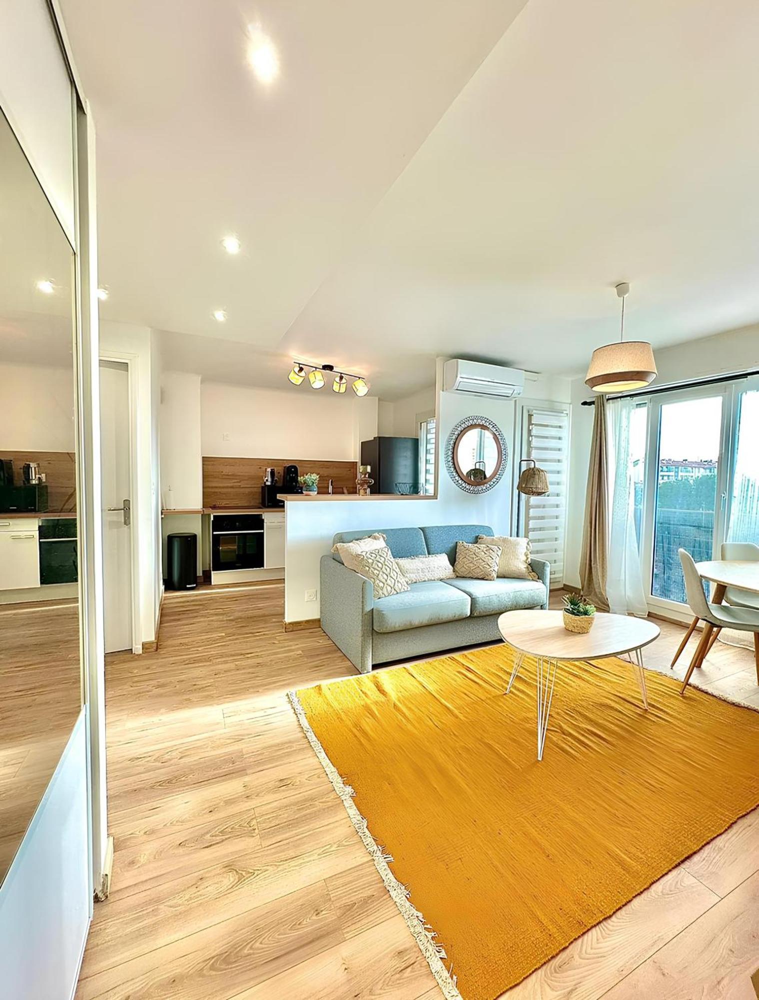 Magnifique Appartement En Face Du Stade Velodrome Marsiglia Esterno foto
